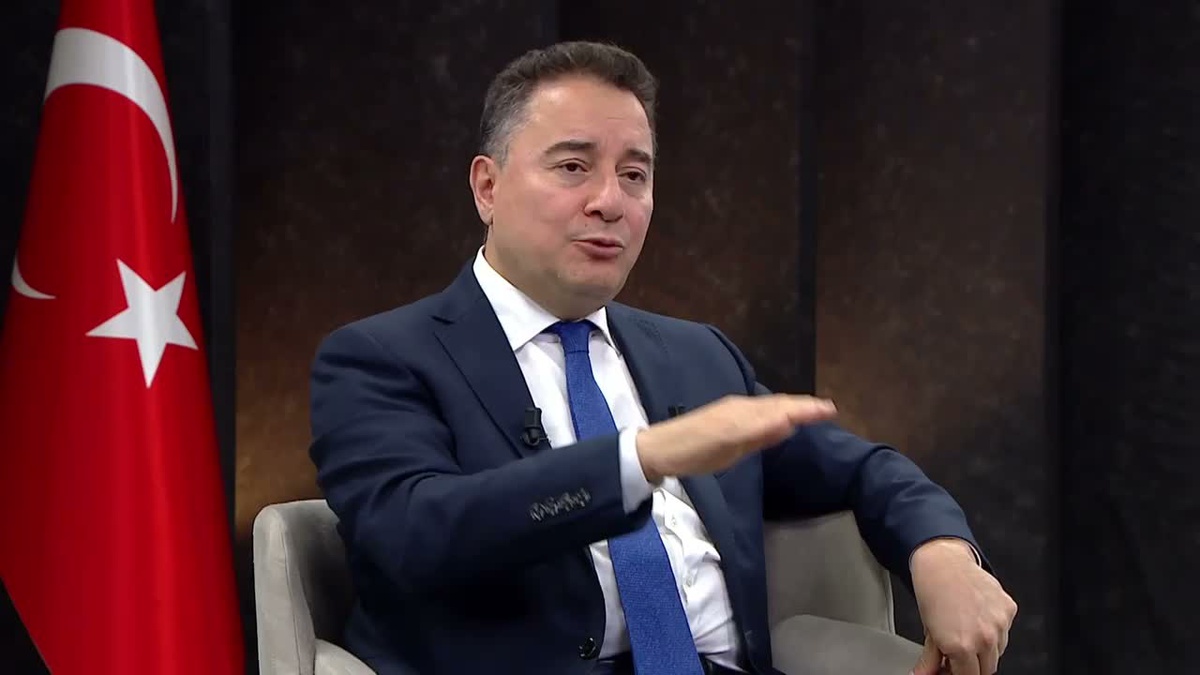 Ali Babacan'dan Cumhurbaşkanı Erdoğan'a: 'Fon listesini açıklasın'