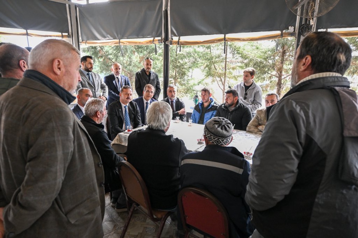 Anahtar Parti Genel Başkanı Ağıralioğlu, Sakarya'da selzedelere geçmiş olsun dedi