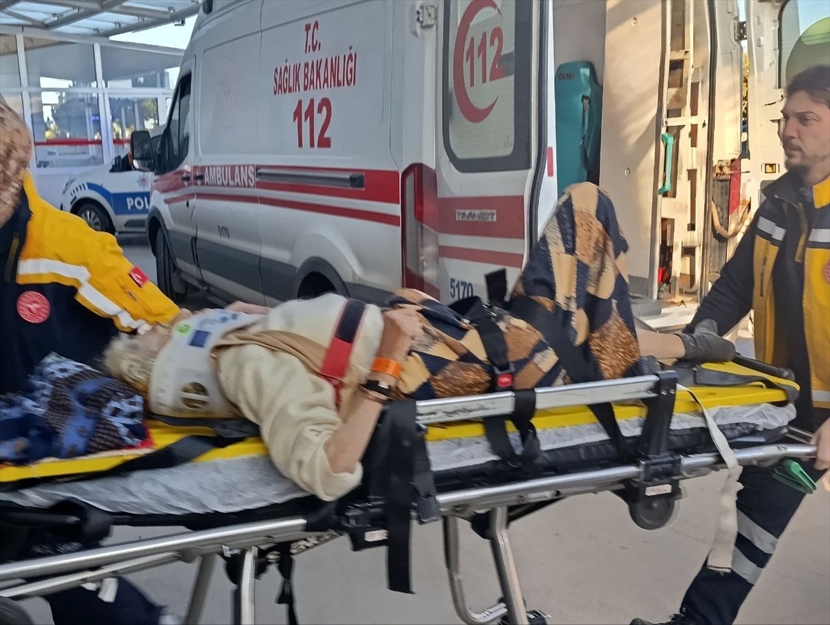 Beyşehir'de apartmanın ikinci katından düşen kadın yaralandı