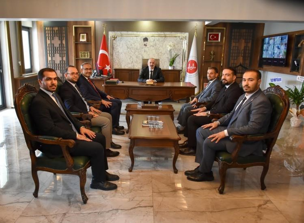 Bilecik'te ilçe müftüleri, yeni İl Müftüsü Yusuf Dikmen'i makamında ziyaret etti