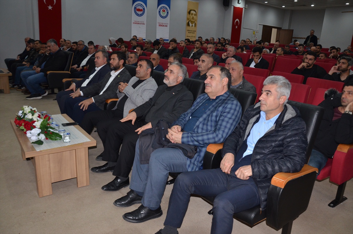 Mahir Barışan, Eğitim-Bir-Sen Muş 1 No'lu Şubesi başkanlığına yeniden seçildi