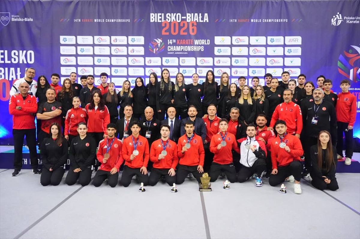 Milli karateciler Polonya'da 4 gümüş ve 2 bronz madalya kazandı