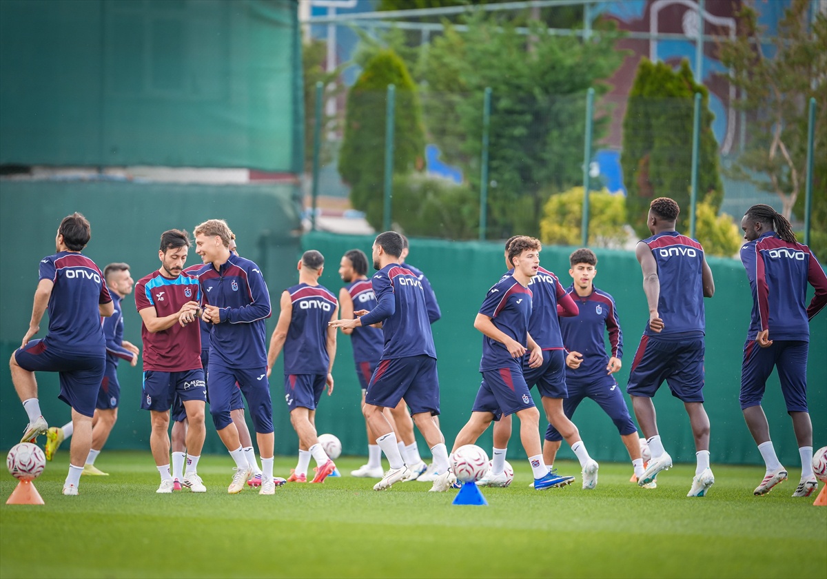 Trabzonspor, Papara Park'ta Beşiktaş'la oynayacağı maçın hazırlıklarını tamamladı