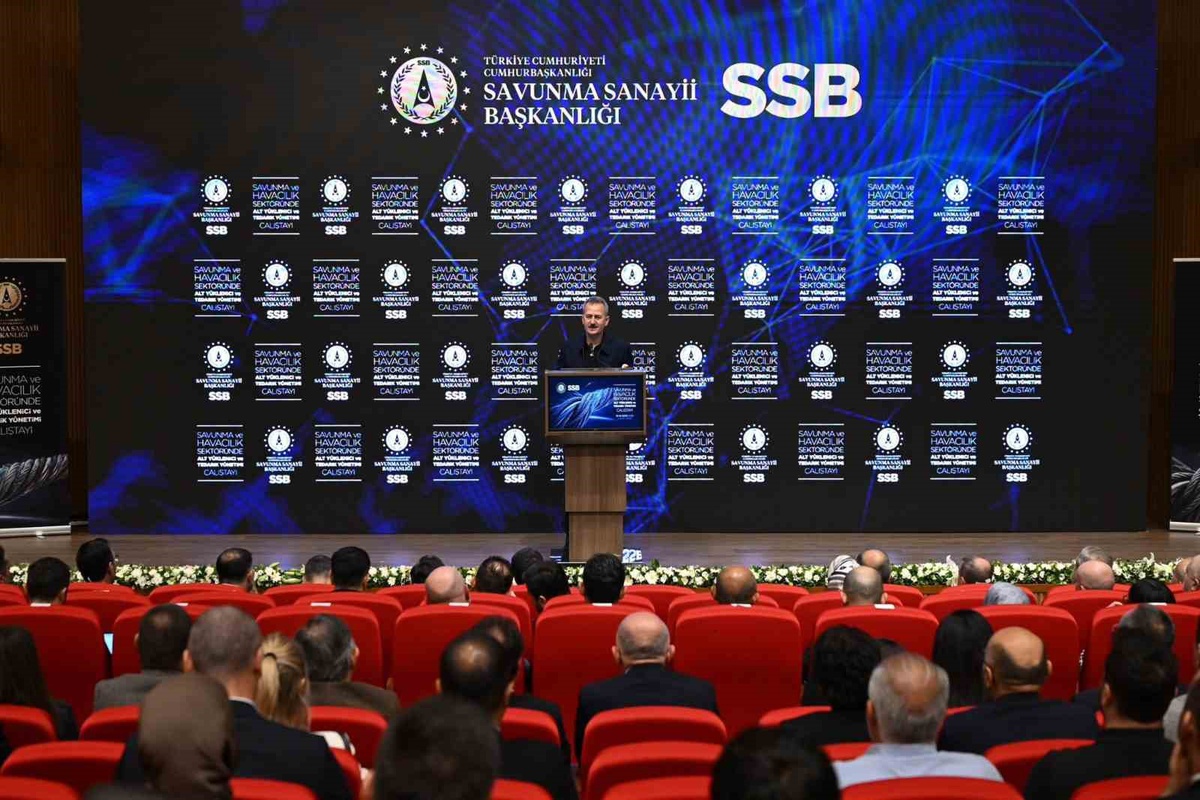 AK Parti Eskişehir İl Başkanı Albayrak, 209 firmanın katıldığı çalıştayda yer aldı