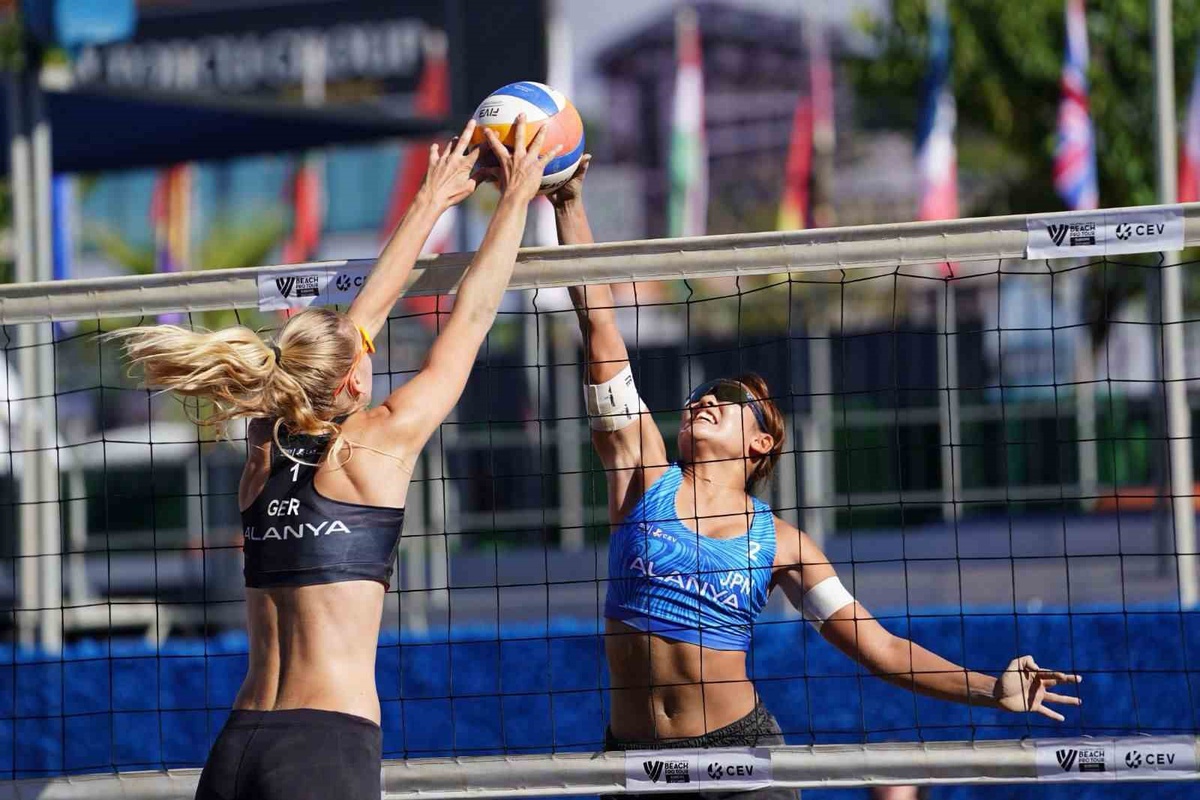 Alanya'daki Beach Pro Tour Futures'ta erkeklerde Almanya, kadınlarda Hollanda kazandı