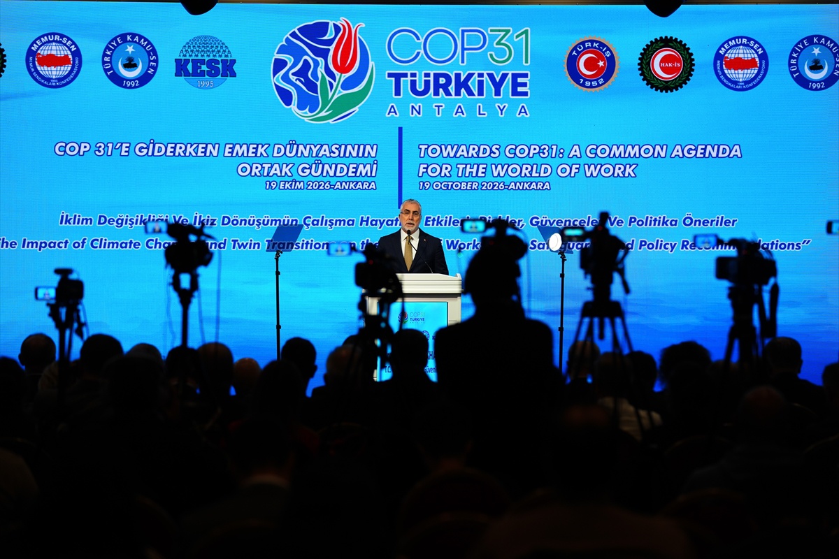 Bakan Işıkhan, 'COP31'e Giderken Emek Dünyasının Ortak Gündemi' programında konuştu: