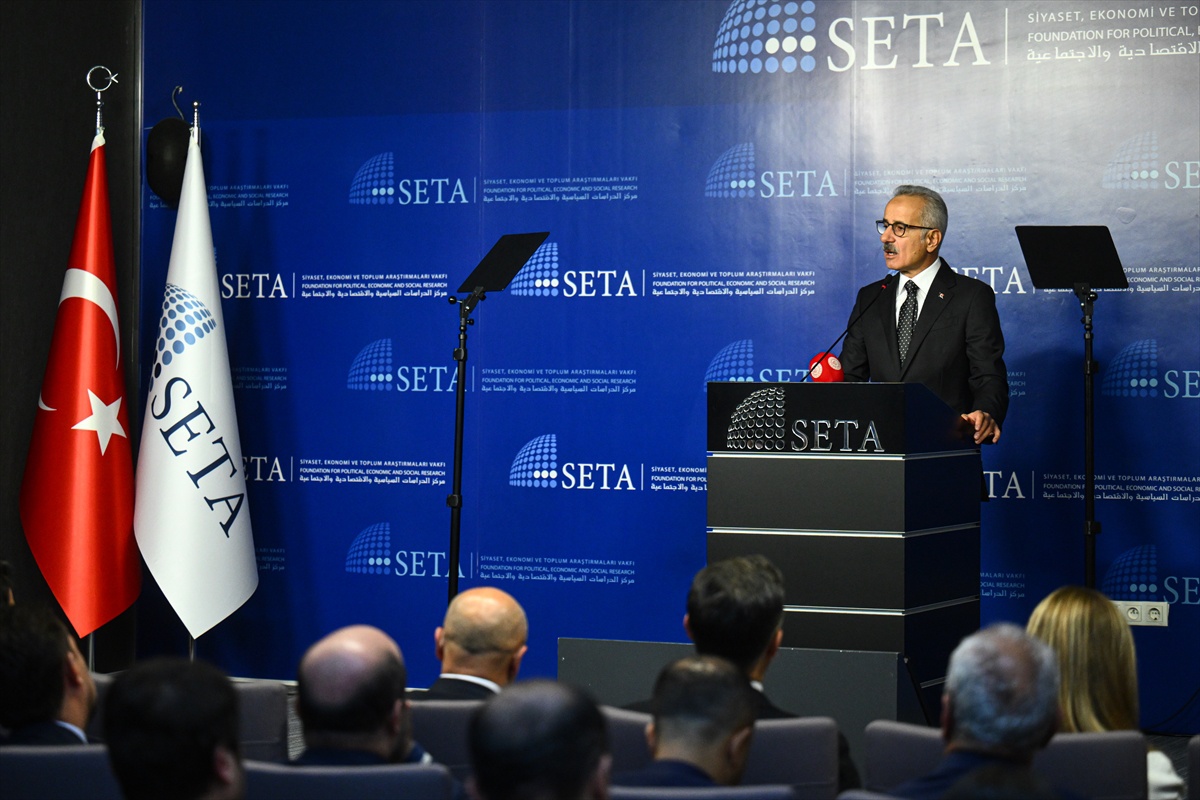 Uraloğlu, kalkınma yolu konusunu ele alarak yorum yaptı