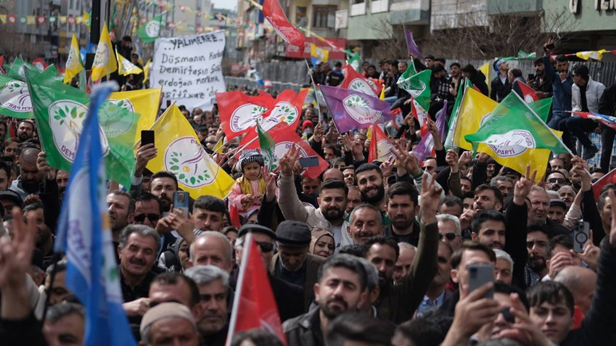 DEM Parti, 24 Ekim'de 'Ekmek, Barış ve Adalet İçin Bütçe' kampanyasını başlatacak