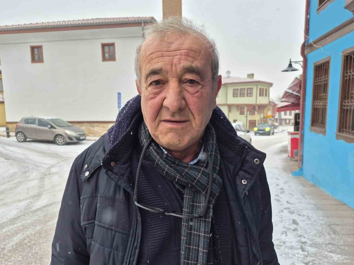 Eskişehir Odunpazarı'nda 3 dönemlik muhtar Muhtarlar Günü'nde hayatını kaybetti