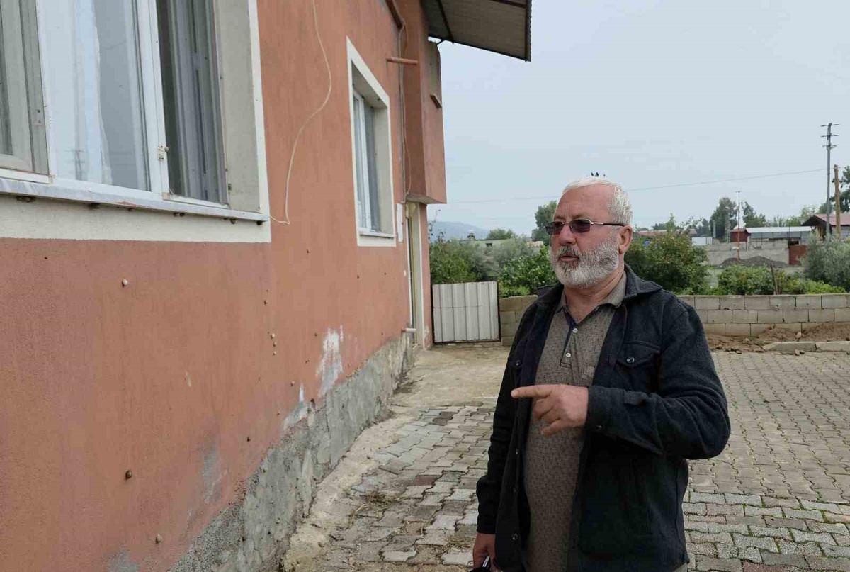 Hatay'da depremden sonra salyangoz istilası! 8 evi ve bahçeleri sardı, ilaç da çare olmadı