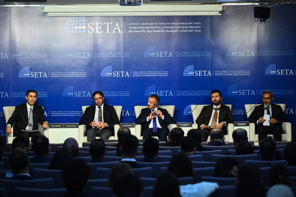 Kalkınma Yolu SETA panelinde ele alındı, Irak'ın borçlanmayacağı vurgulandı