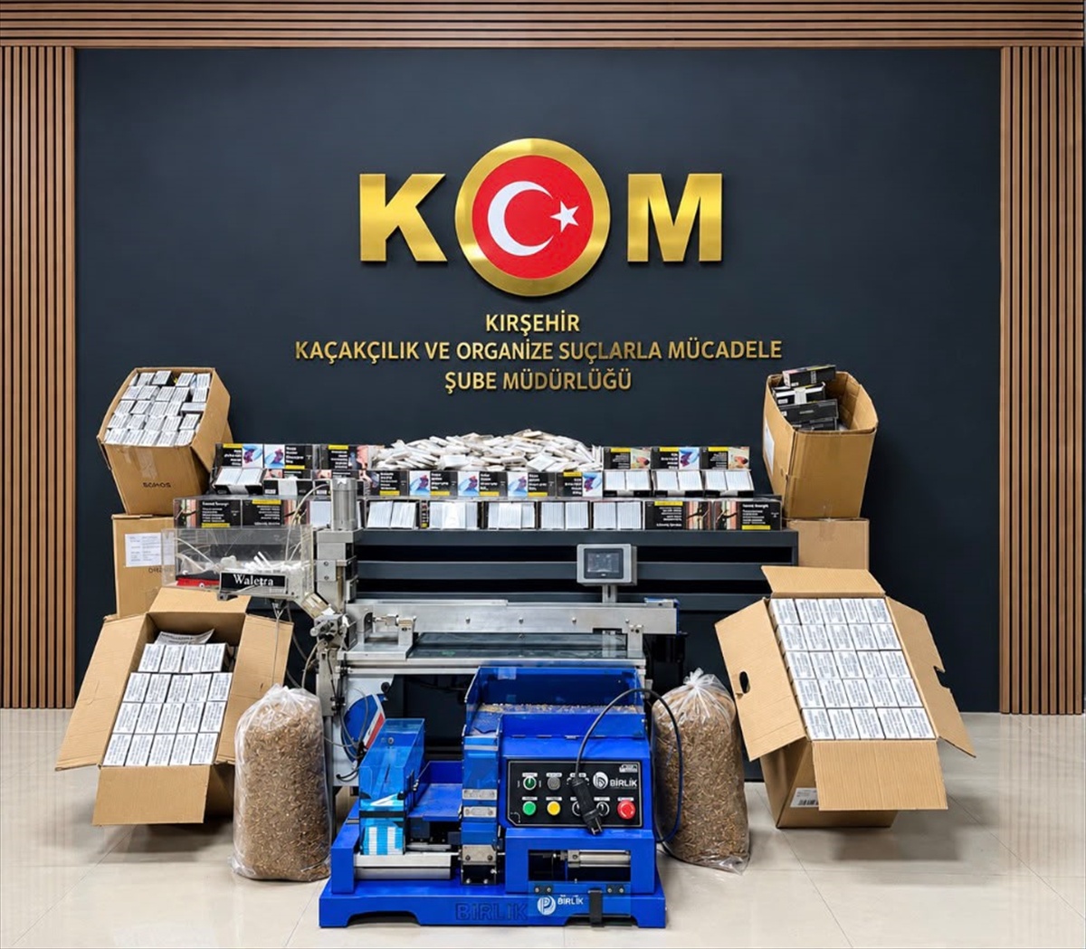 Kırşehir'de 30 bini dolu 172 bin makaron ele geçirildi, 1 zanlı gözaltına alındı