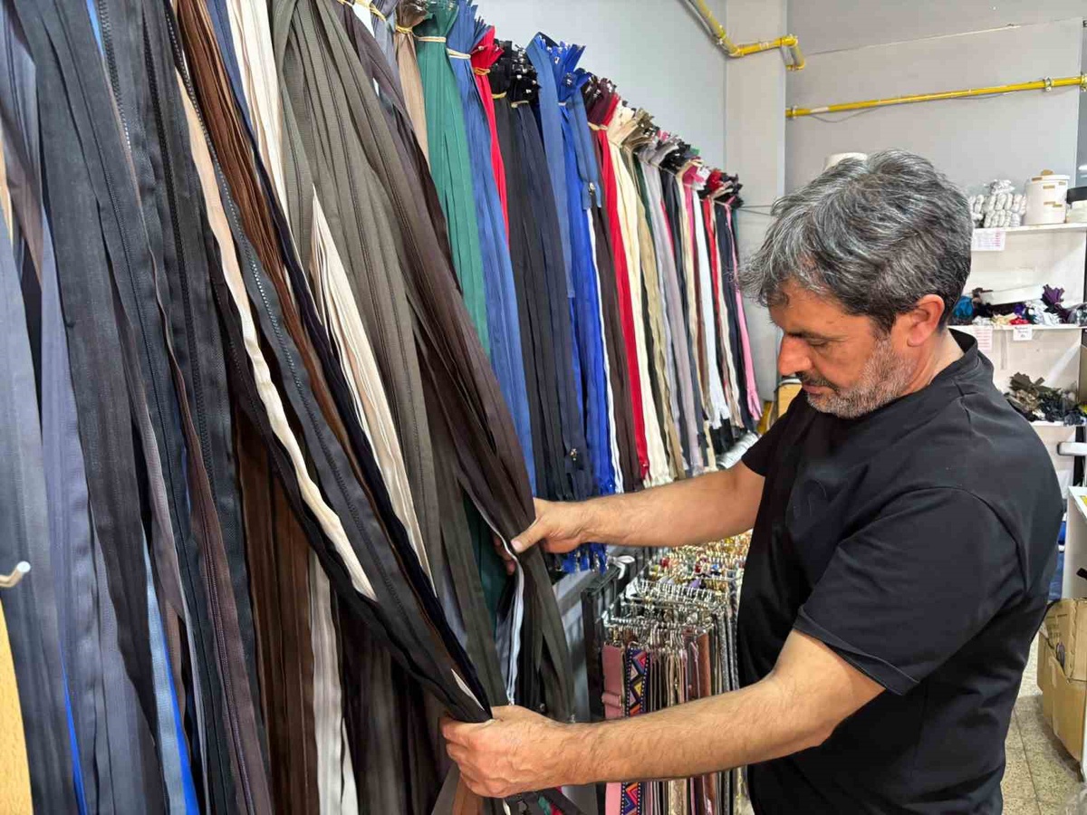 Kışlık kıyafetler dolaptan çıkınca fermuar satışı ve tamiri arttı