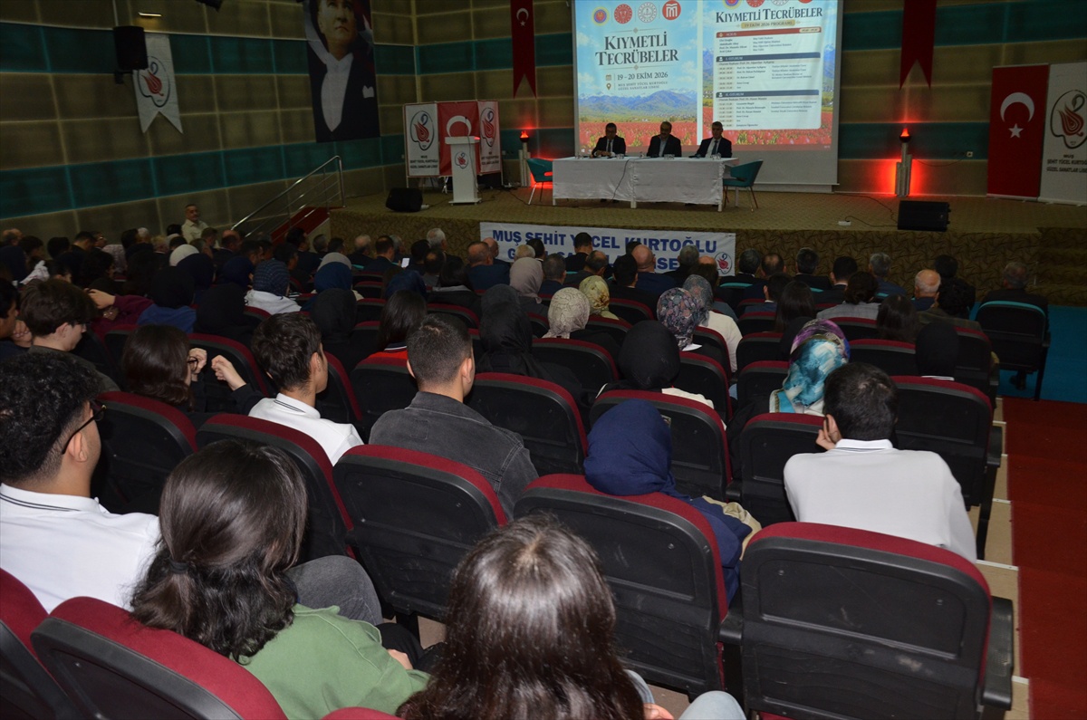 Muş'ta eğitim odaklı program yapıldı
