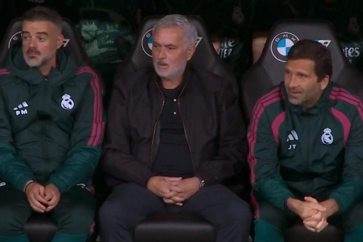 Ne bu hal Mourinho? İspanyollar fena yüklendi