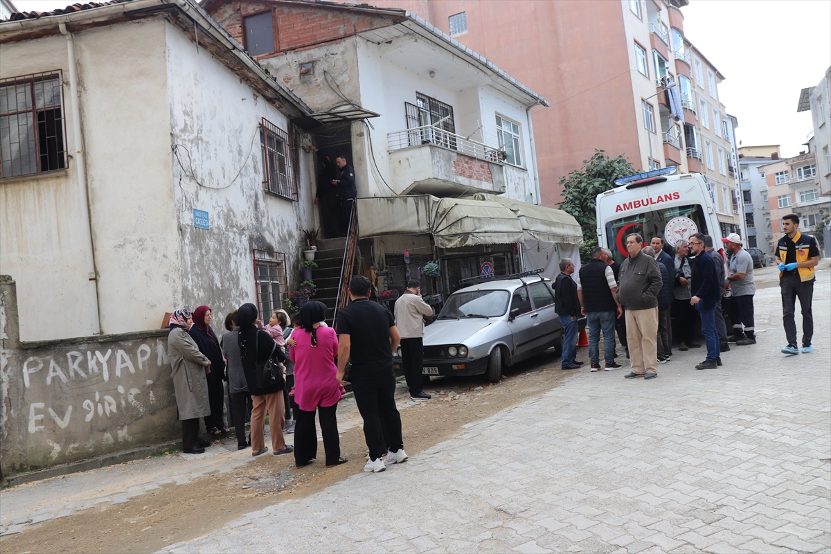 Ordu Ünye'de 64 yaşındaki kişinin evinde yaşamını yitirdiği belirlendi