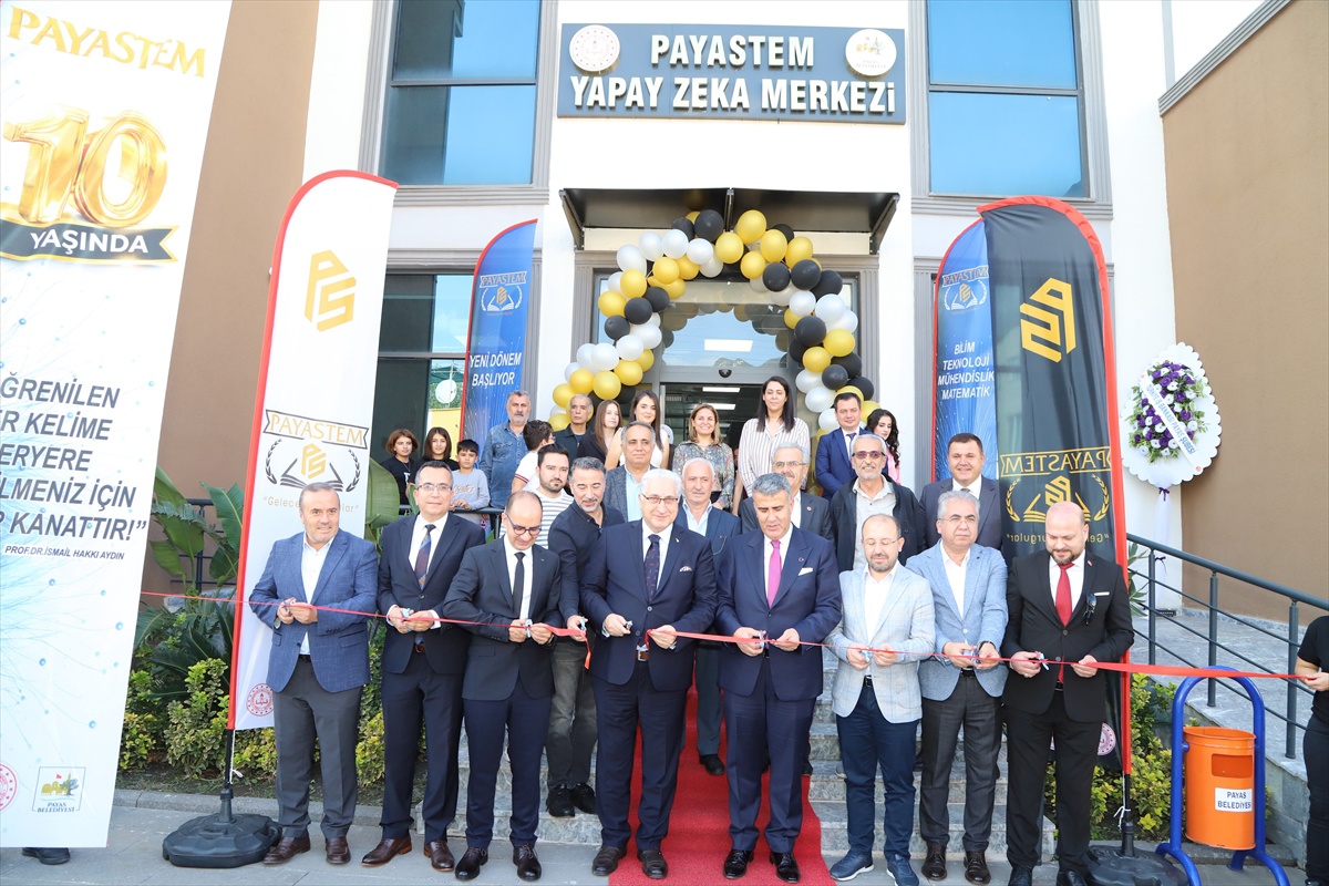 Payas'ta PayaSTEM merkezinin yeni binası konferans salonu ve atölyelerle açıldı