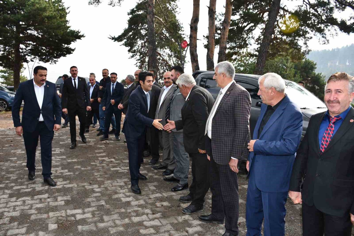 Sarıkamış'ta Muhtarlar Günü'nde Kaymakam Aslantatar muhtarlarla buluştu