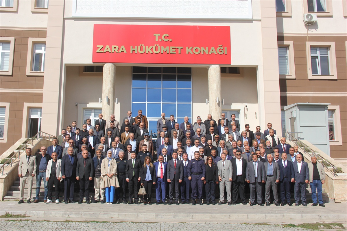 Sivas’ın Zara ve Gemerek ilçelerinde Muhtarlar Günü programı düzenlendi