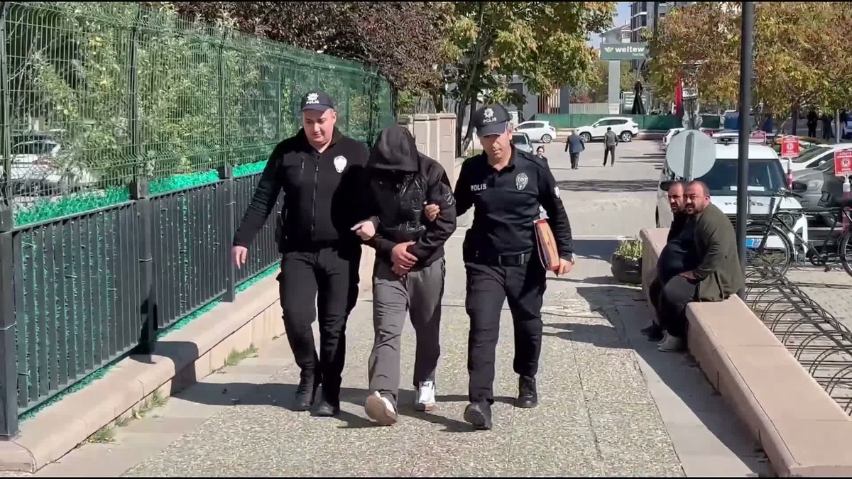 Aksaray’da tamirhane sahibi, üç çırağını yaraladığı gerekçesiyle tutuklandı