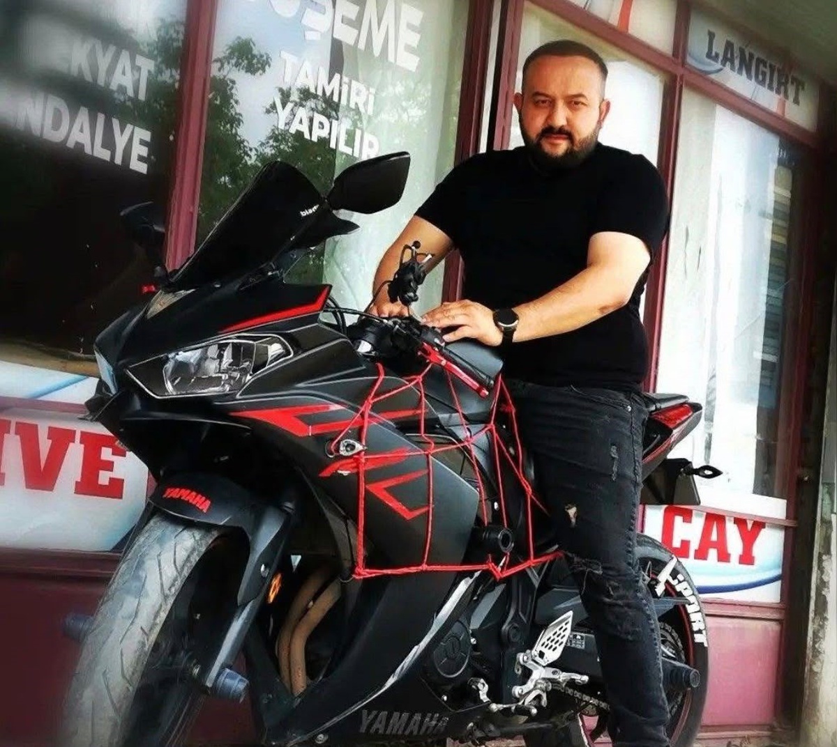 Bartın Kozcağız'da 35 yaşındaki erkek kuaför köprü üstünde ölü bulundu