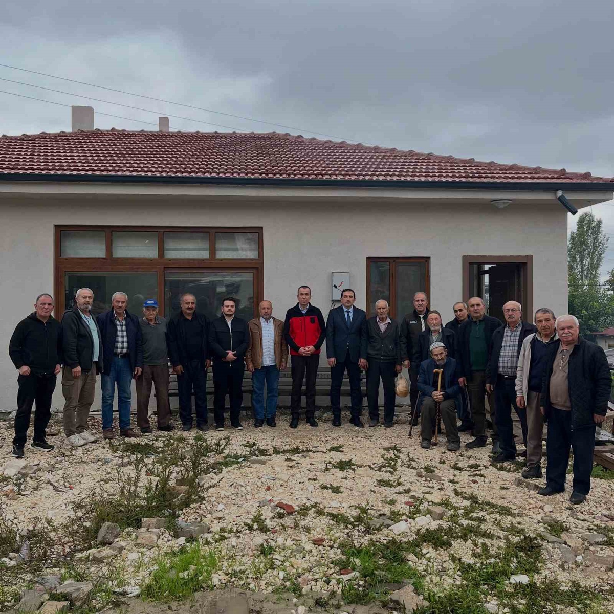Ayvalık, Çavuşköy'de üreticilerle görüştü