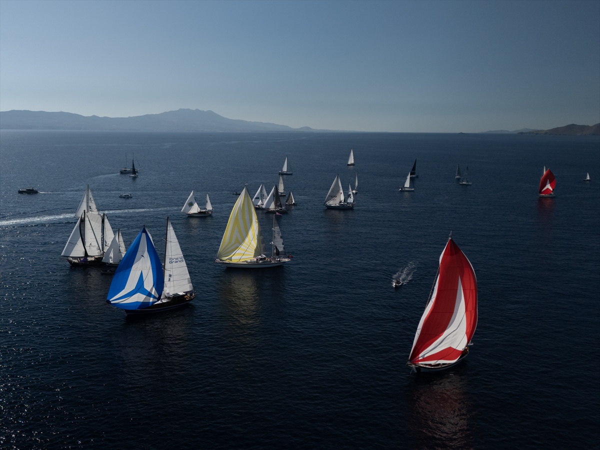 Bodrum'da 38. The Bodrum Cup, 90 tekne ve yaklaşık 1000 yelkenciyle başladı