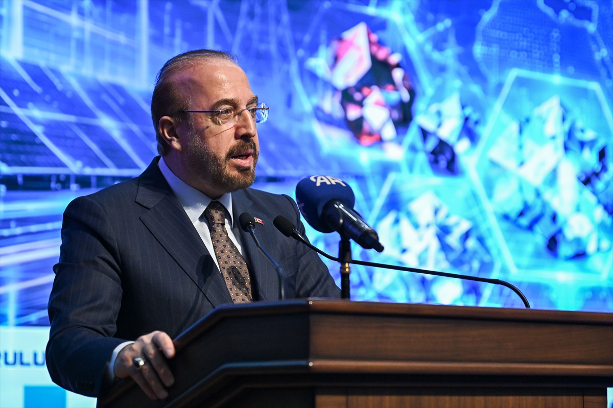 Enerji Bakan Yrd., 2035'e kadar şebekeye 80 milyar dolar yatırım öngörüldüğünü dedi.