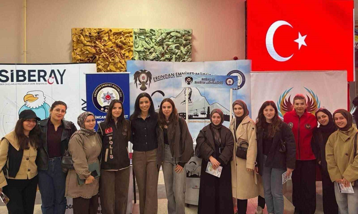 Erzincan'da polis, 9 bin 600 üniversite öğrencisine bilgilendirme çalışması yaptı