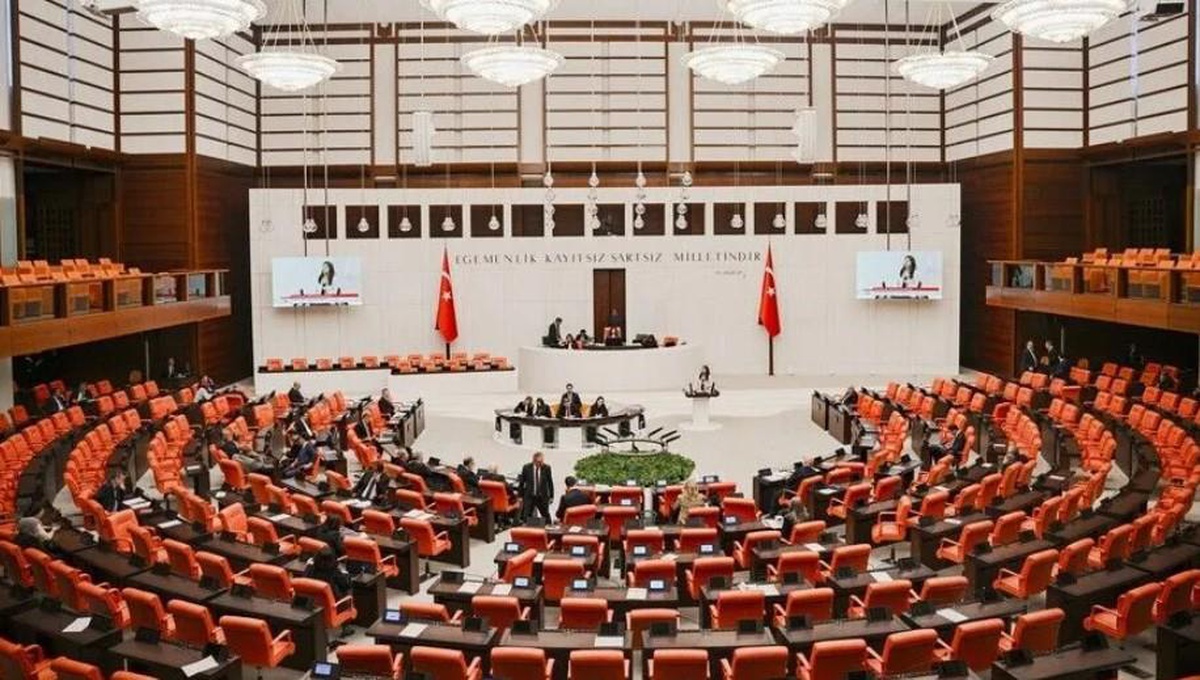 Fon yasası meclisten geçti mi?