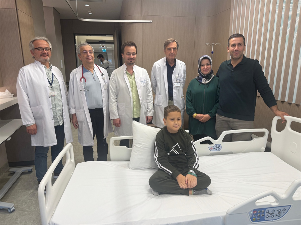 İzmir'de Ömer Asaf, 9 yıl arayla ikinci böbrek nakliyle sağlığına kavuştu