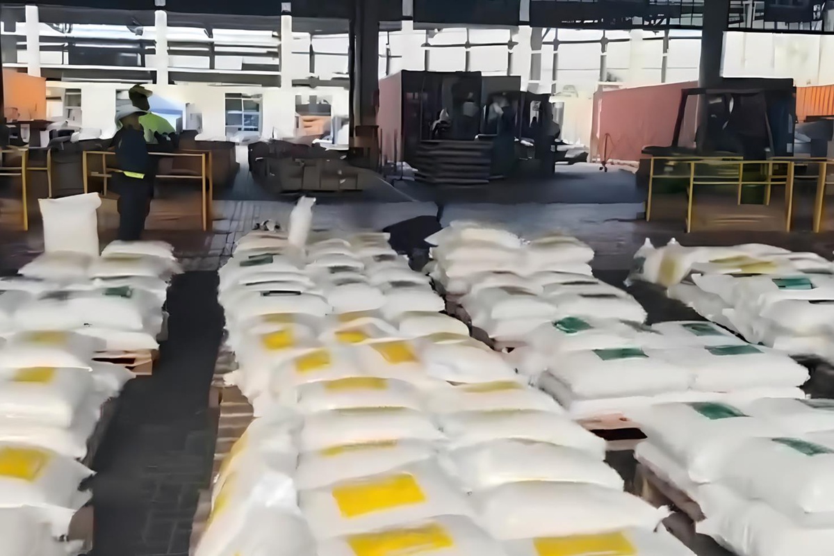 Kolombiya'da esmer şeker tozuna harmanlanmış 7,6 ton kokain ele geçirildi