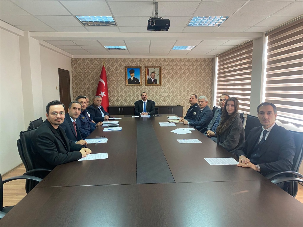 Pehlivanköy Kaymakamı Ahmet Murat Türbe, köylerde yatırımları inceledi