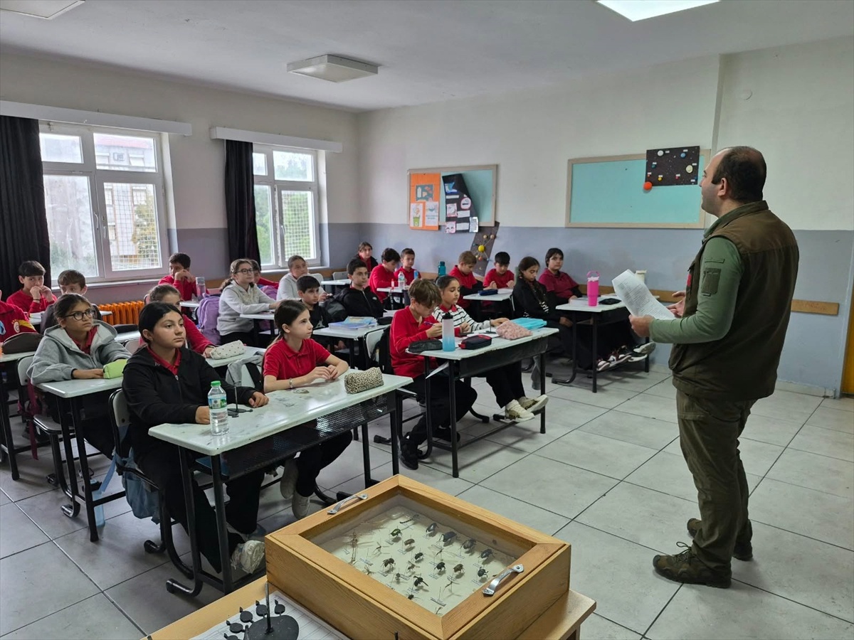 Tekirdağ'da DKMP materyalleriyle ortaöğretim öğrencilerine doğa eğitimi verildi