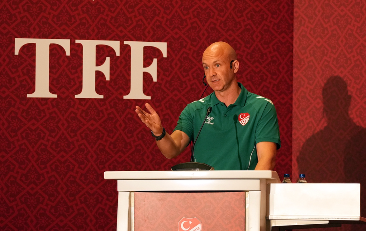 TFF, MHK başkanlığına eski İngiliz hakem Anthony Taylor'ı getirdi