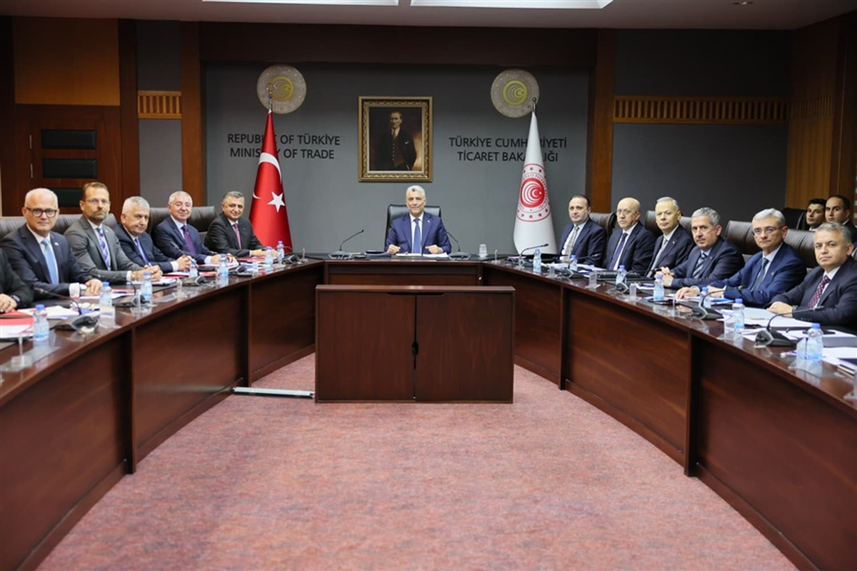 Ticaret Bakanı Bolat otomotiv sektörüyle AB'nin 'Made in EU' politikasını görüştü