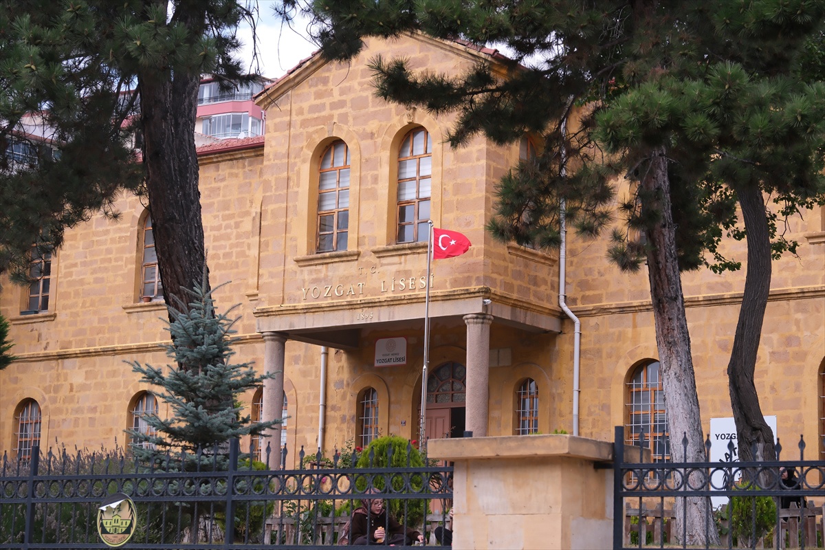 Yozgat Lisesi, 200 öğrencisiyle Çanakkale'ye giden gazi liseler arasında anılıyor