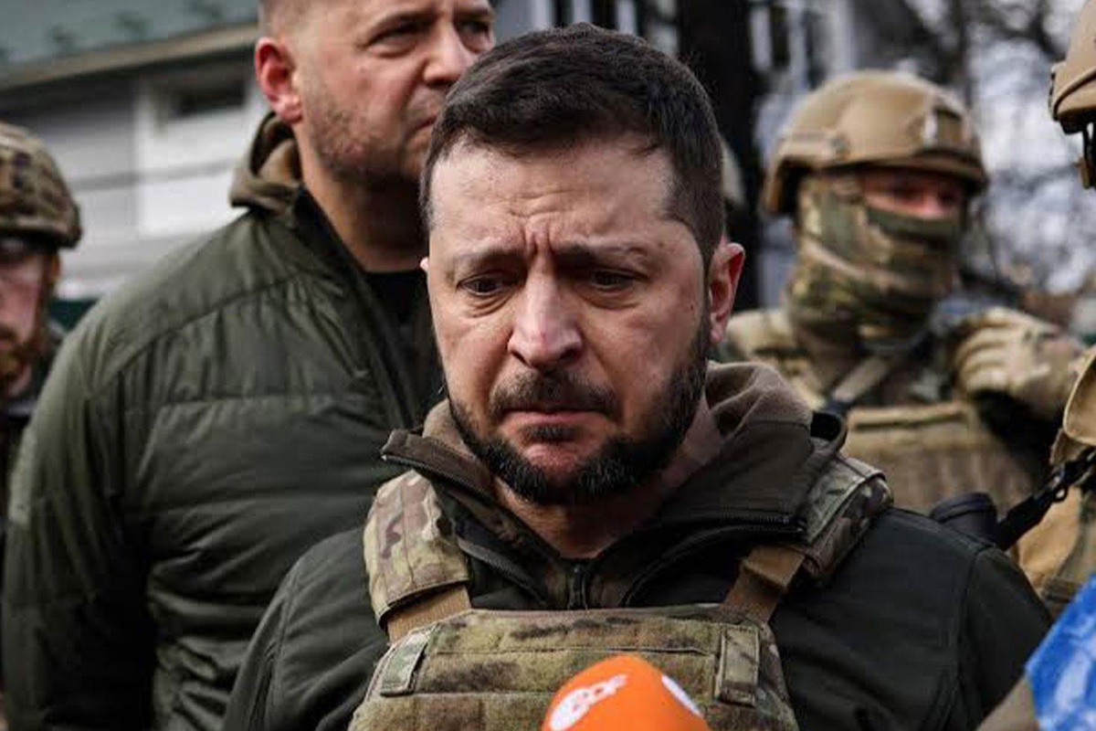 Zelenski'den itiraf gibi sözler: Çok sayıda insan kaybediyoruz