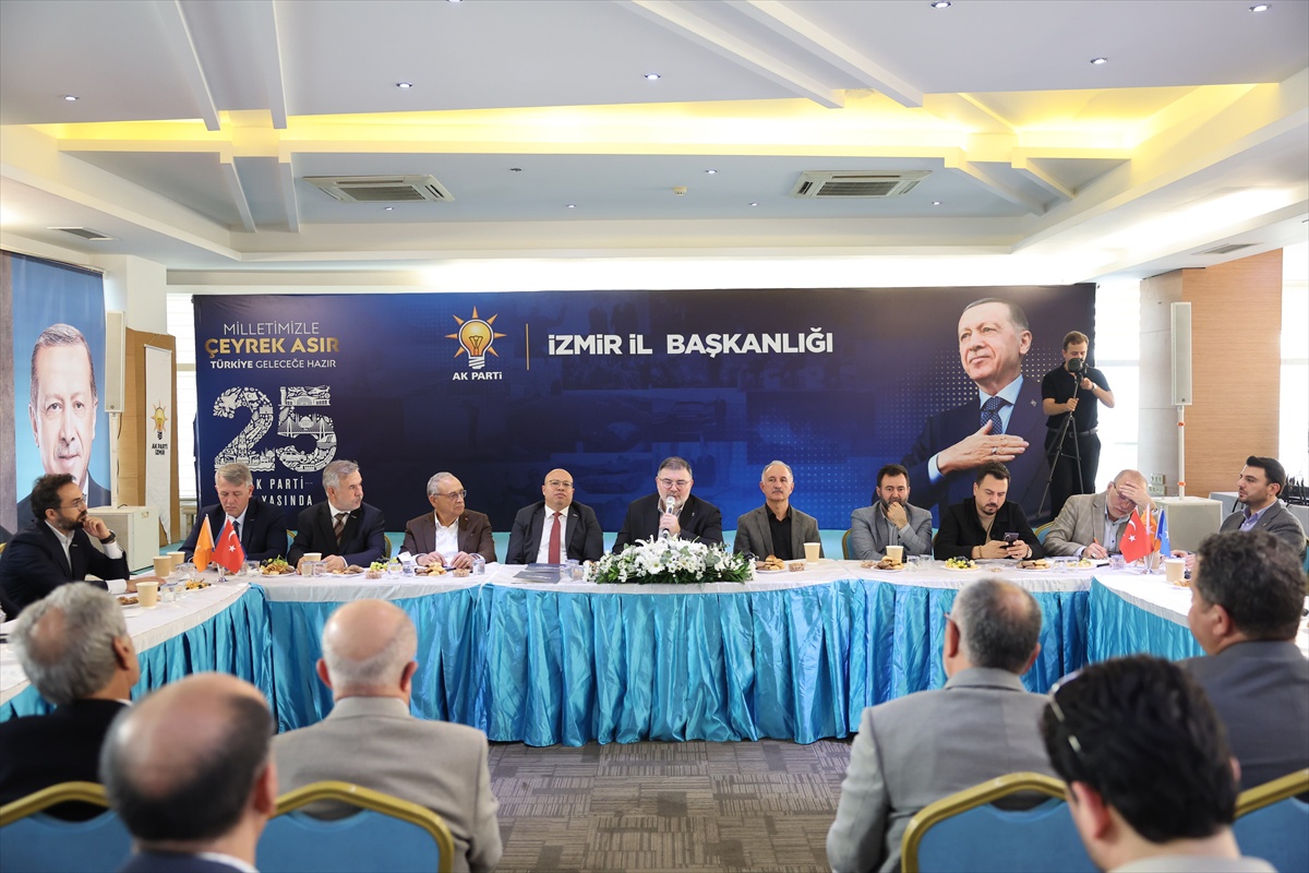 AK Parti'li Saygılı sivil toplum kuruluşlarının temsilcileriyle buluştu