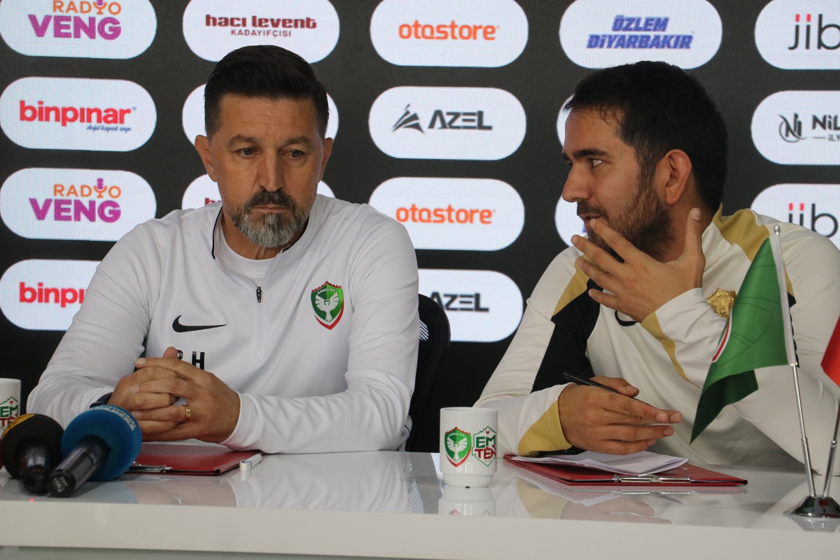 Amed'in hocası Hasi, Samsunspor maçını Galatasaray maçından daha önemli buldu