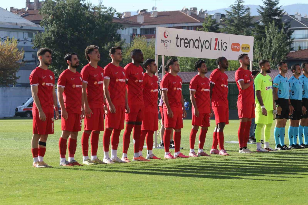 Boluspor-Van Spor FK maçının biletleri 140 liradan online satışa çıktı