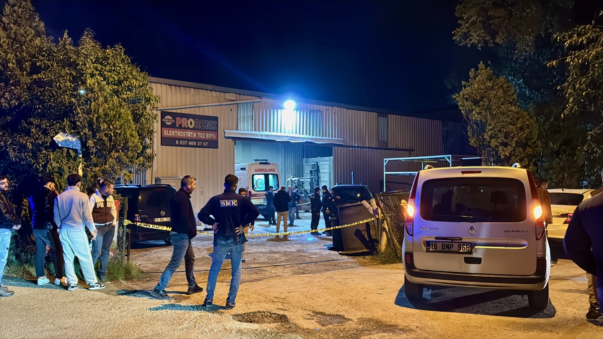 Bursa Nilüfer'de forkliftten düşen demir parçalarının altında kalan 24 yaşındaki kişi öldü