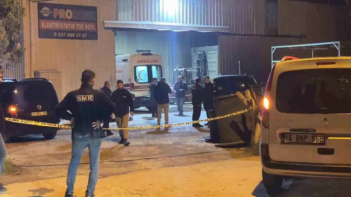 Bursa Nilüfer'deki boyahanede demir bloğun altında kalan 24 yaşındaki genç öldü