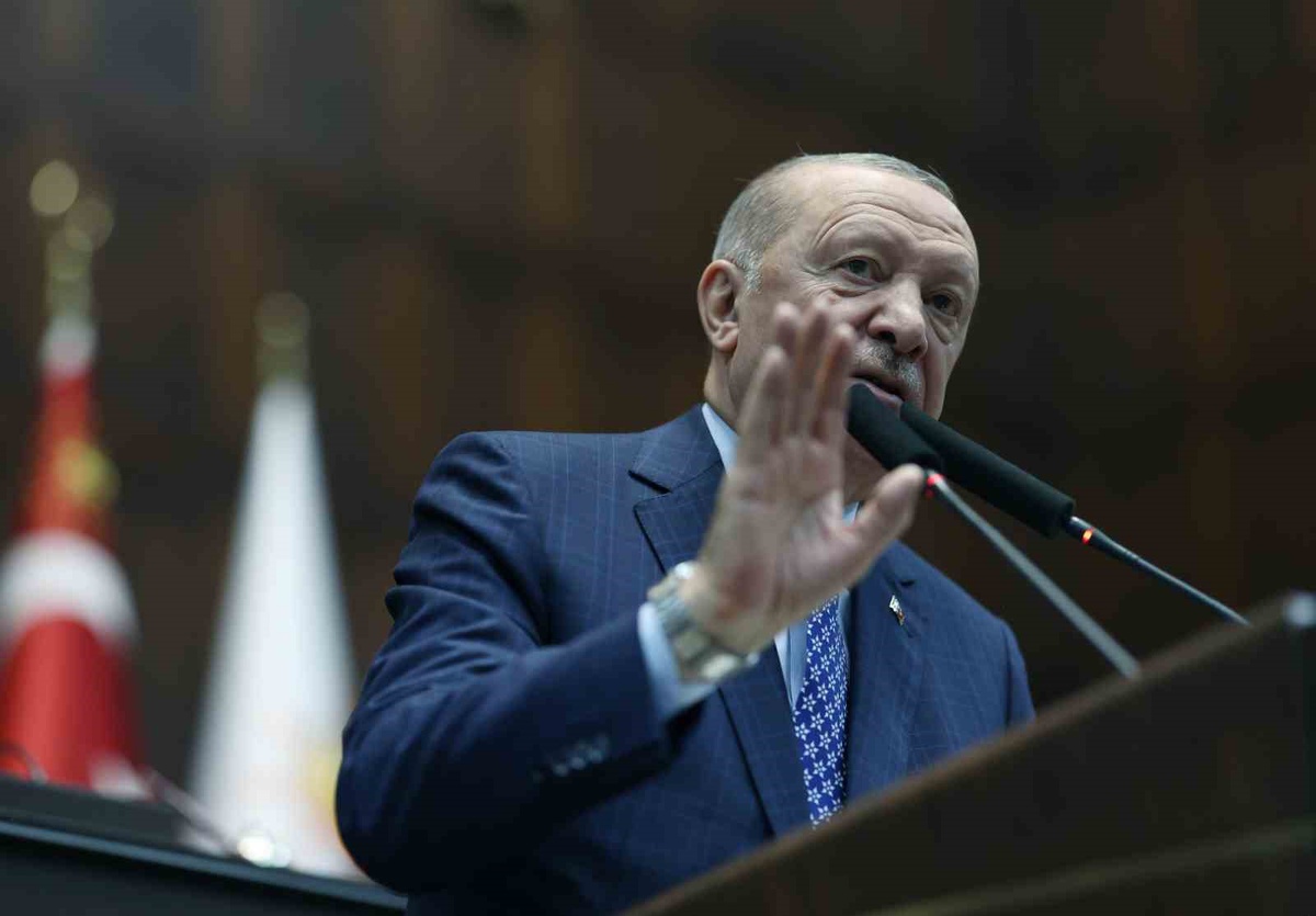 Cumhurbaşkanı Recep Tayyip Erdoğan: '13 buçuk yıllık zulmün ardından İsrail’in ağır tahriklerine rağmen Suriye’de barışın, huzurun ve istikrarın tekrar boy vermeye başladığını görüyoruz.'