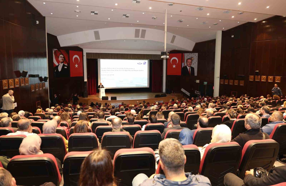 ERÜ'de araştırmacılara TÜBİTAK destek programları ve proje yazma süreçleri anlatıldı