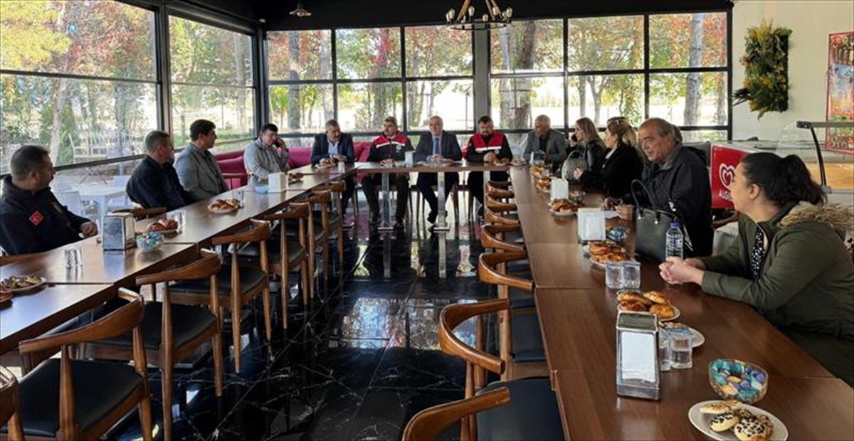 Eskişehir Beylikova'da çiftçi malları toplantısında 4081 sayılı kanun ele alındı