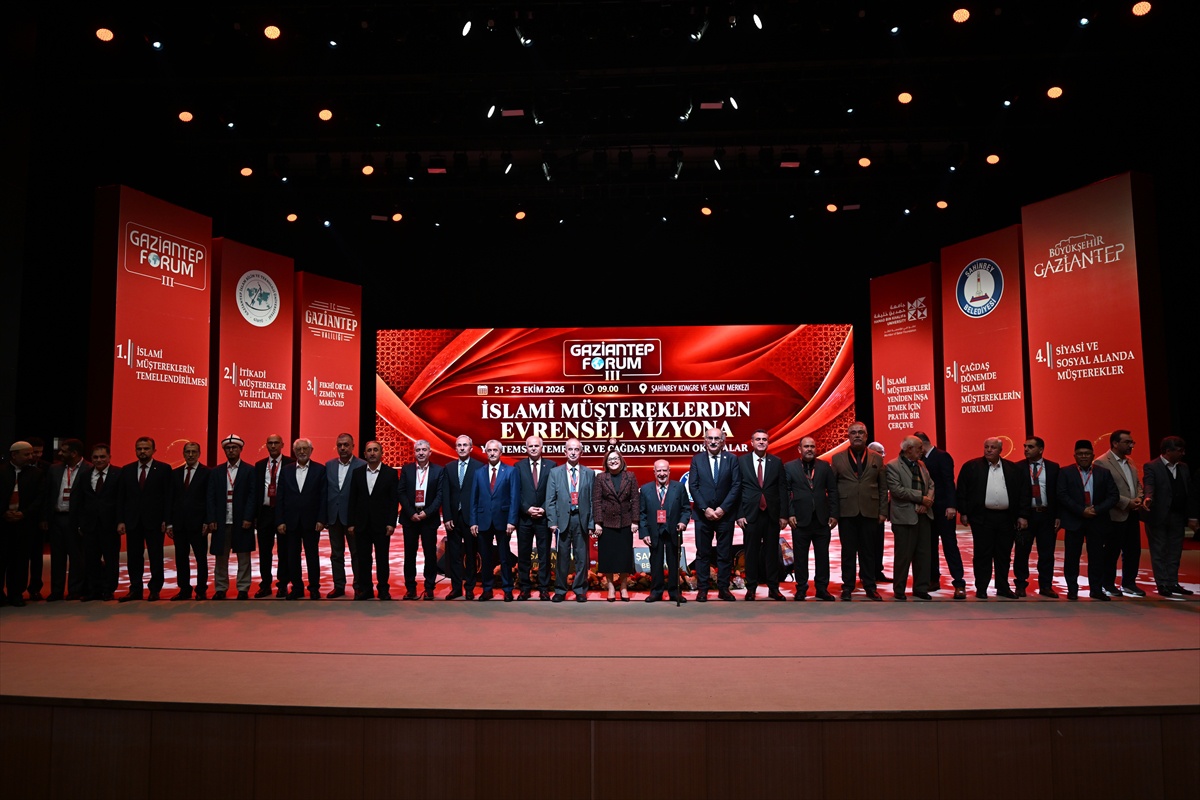 Gaziantep Forum III'te yaklaşık 20 ülkeden uzman İslami müşterekleri tartıştı