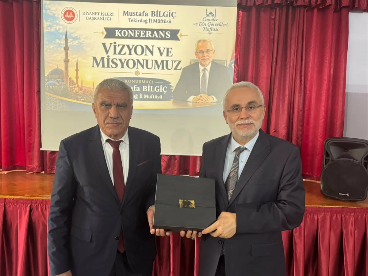 İl Müftüsü Bilgiç Malkara'da din görevlilerine mesleki yeterliliği anlattı
