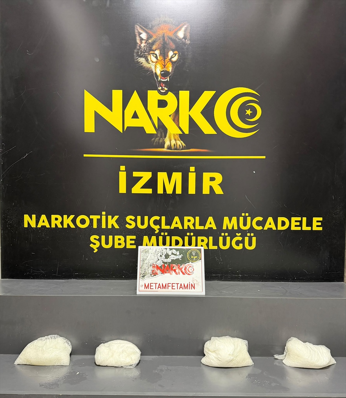 İzmir'de otobüs terminalinde peynir bidonunda 2 kilo 350 gram uyuşturucu bulundu