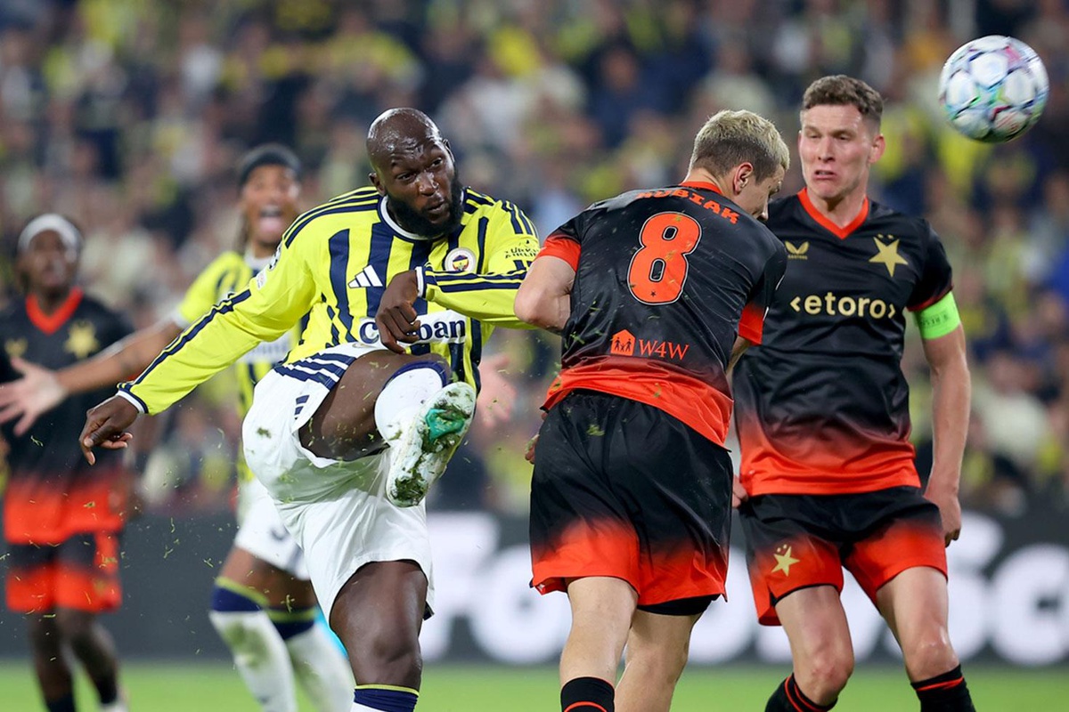Kadıköy'de 19 yıl sonra bir ilk! Dün gece başardılar